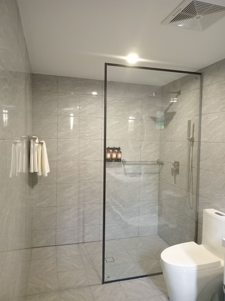 Presidential Suite, 1 Bedroom, Poolside at Hibiscus Suites And Residences