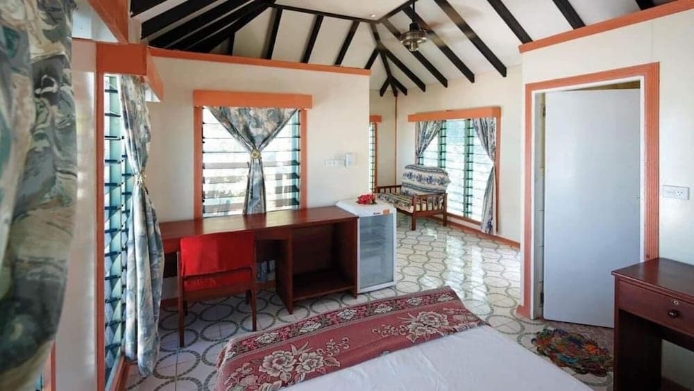 Basic Cabin, Ocean View at Long Beach Escape