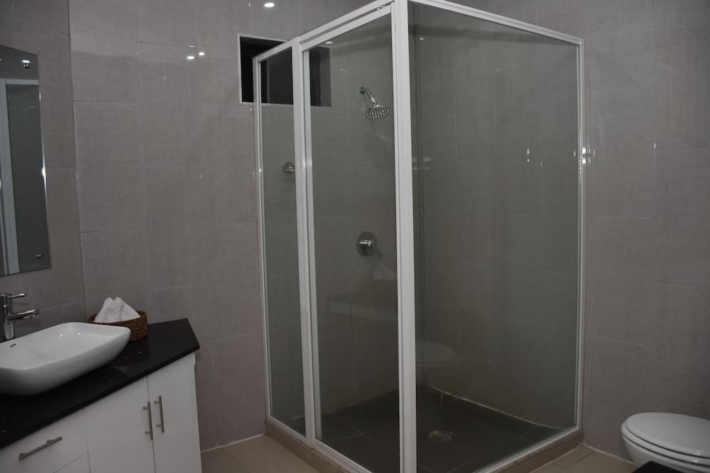 Standard Room, 2 Queen Beds, Pool View at Best View Apartments