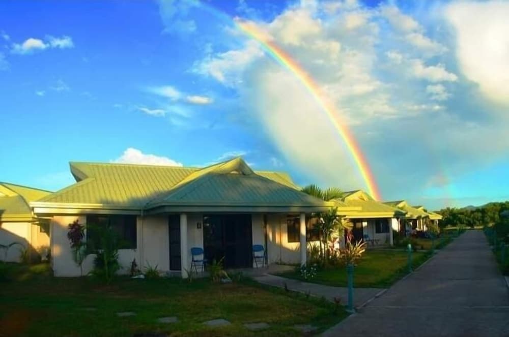 Comfort Villa, 2 Bedrooms, River View, Ground Floor at Bayview Cove Villas